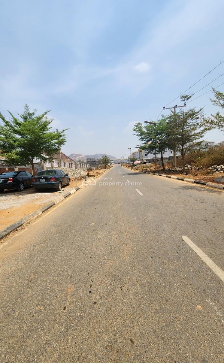 Very Spacious 3 Bedrooms with a Spacious Bq, Katampe, Abuja, House for Sale