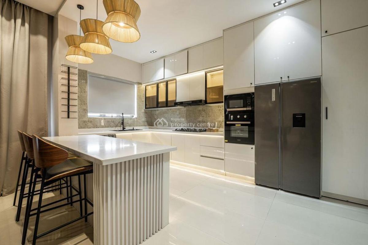 Luxury 3 Bedroom with Snooker, Gym and Swimming Pool, Lekki Phase 1, Lekki, Lagos, Flat / Apartment Short Let