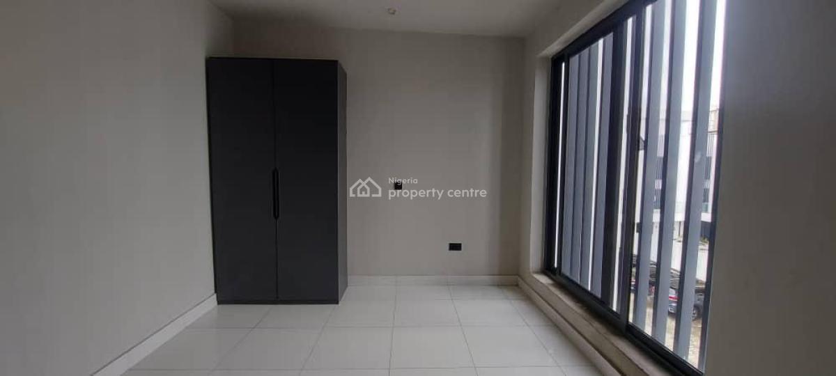 Spacious Serviced 4 Bedroom Terraced Duplex with Bq, Ilasan, Lekki, Lagos, Terraced Duplex for Rent