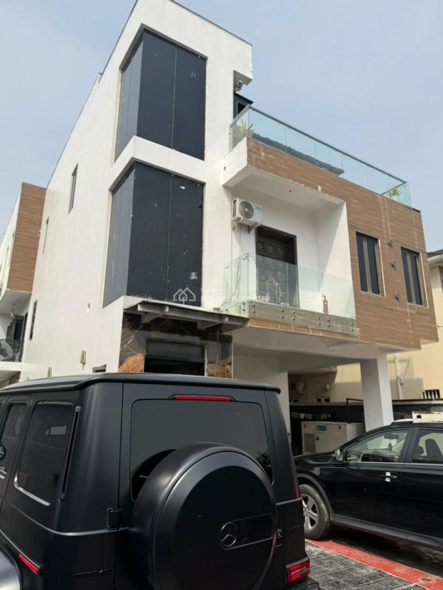 Fully Serviced 2bedroom Semi Furnished Apartment, Lekki Phase 1, Lekki, Lagos, Flat / Apartment for Rent