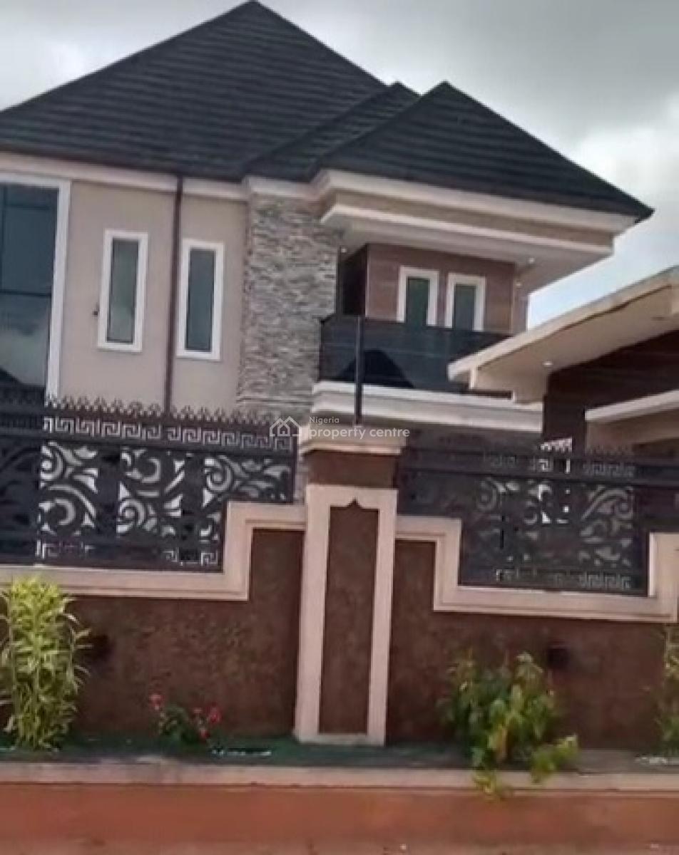 4 Bedroom Duplex on 100ft By 100ft Land, Okhoromi Community, Off Airport Road, Gra, Benin, Oredo, Edo, Terraced Duplex for Sale