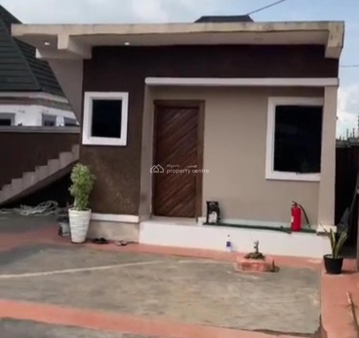 4 Bedroom Duplex on 100ft By 100ft Land, Okhoromi Community, Off Airport Road, Gra, Benin, Oredo, Edo, Terraced Duplex for Sale