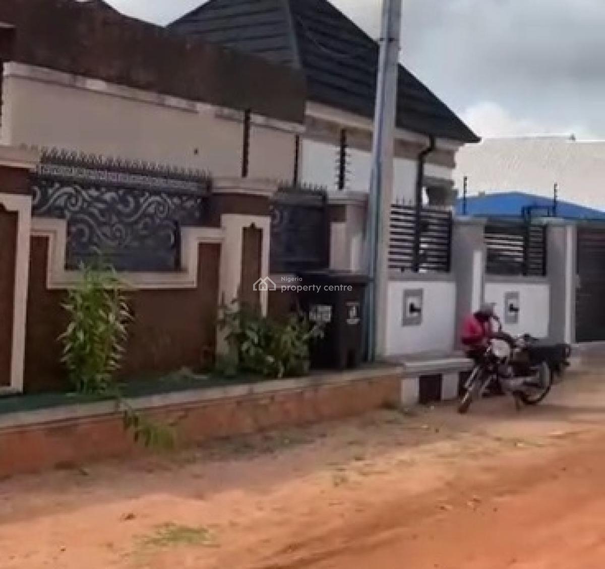 4 Bedroom Duplex on 100ft By 100ft Land, Okhoromi Community, Off Airport Road, Gra, Benin, Oredo, Edo, Terraced Duplex for Sale