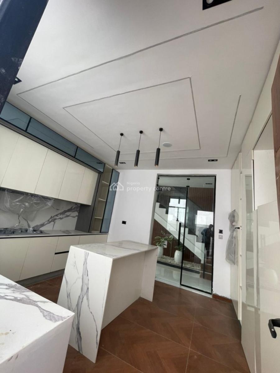 Luxurious 5 Bedroom Fully Detached Duplex with a Bq in a Secure Estate, Chevron, Lekki, Lagos, Detached Duplex for Sale