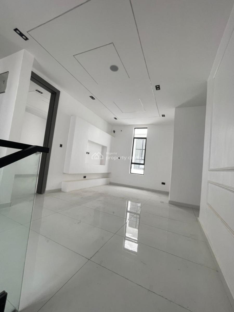 Luxurious 5 Bedroom Fully Detached Duplex with a Bq in a Secure Estate, Chevron, Lekki, Lagos, Detached Duplex for Sale