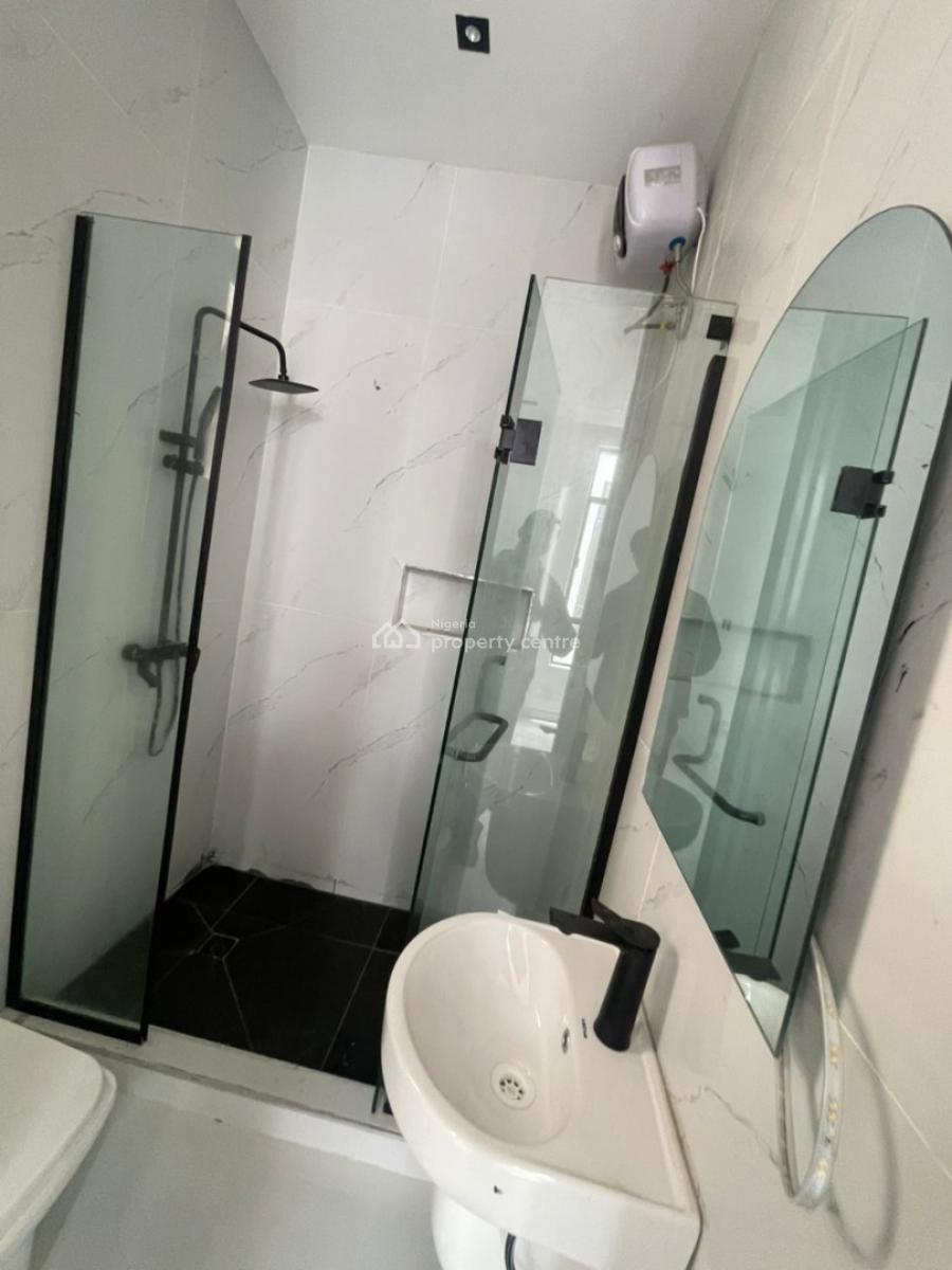 Luxurious 5 Bedroom Fully Detached Duplex with a Bq in a Secure Estate, Chevron, Lekki, Lagos, Detached Duplex for Sale