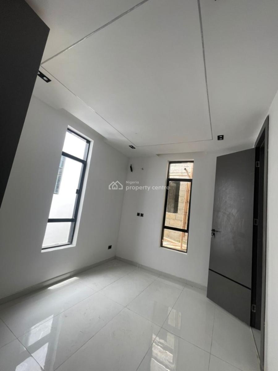 Luxurious 5 Bedroom Fully Detached Duplex with a Bq in a Secure Estate, Chevron, Lekki, Lagos, Detached Duplex for Sale