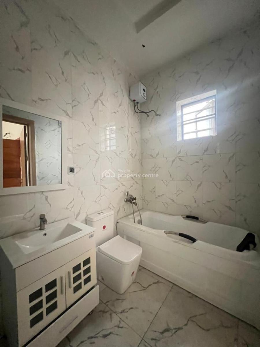 Spacious 4-bedroom Duplex, Ikota, Lekki, Lagos, Terraced Duplex for Sale