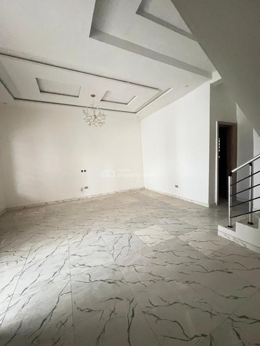 Spacious 4-bedroom Duplex, Ikota, Lekki, Lagos, Terraced Duplex for Sale