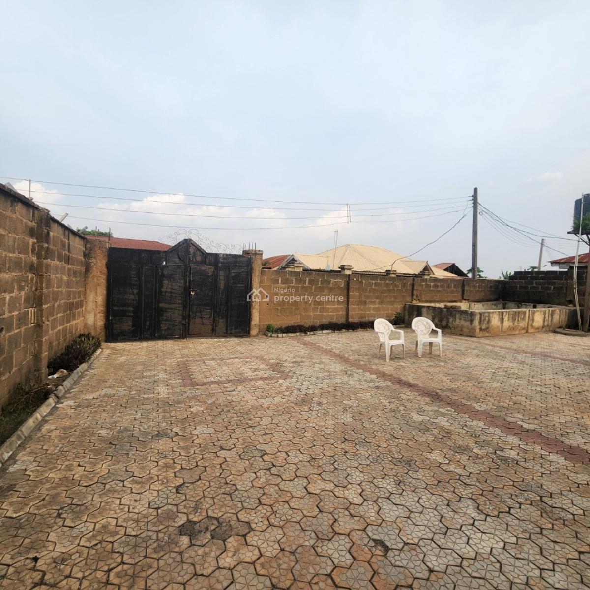 Standard 4 Bedroom Flat, Yawiri, Akobo Ojurin Ibadan, Akobo, Ibadan, Oyo, House for Sale