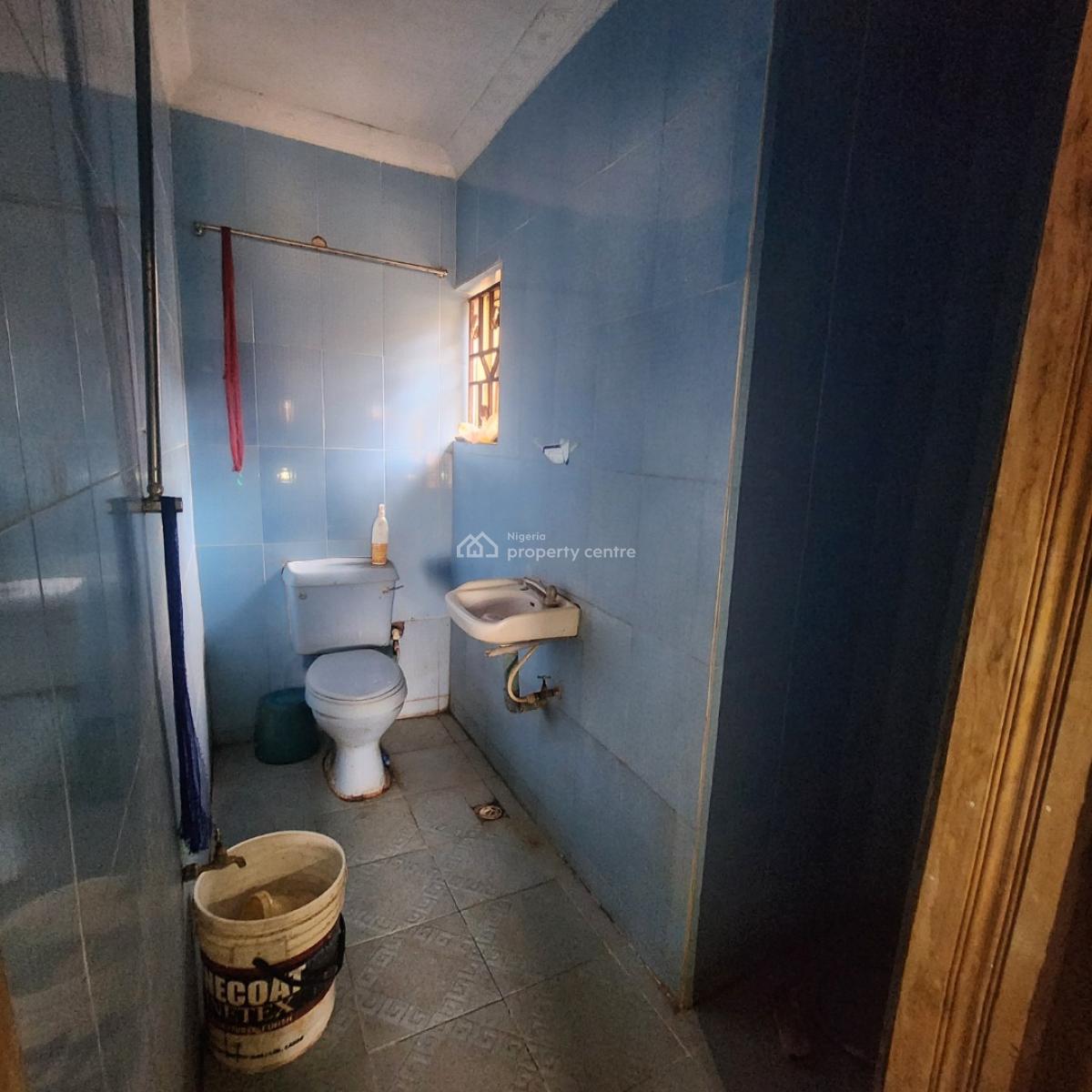 Standard 4 Bedroom Flat, Yawiri, Akobo Ojurin Ibadan, Akobo, Ibadan, Oyo, House for Sale