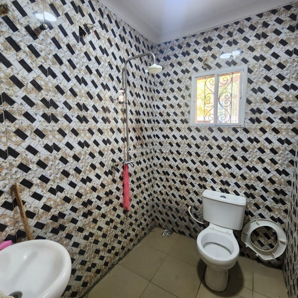 Standard Ready-to-movein 3 Bedroom Flat, Omi Adio, Apata, Ibadan, Oyo, Detached Bungalow for Sale