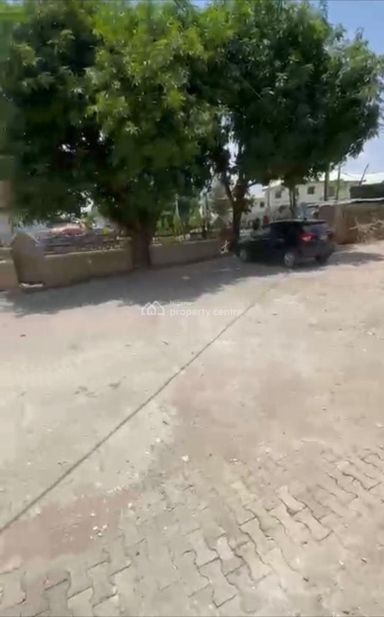 Luxury 3bedroom Ensuit Block of Flat, 69 Road Gwarimpa Main, Gwarinpa, Abuja, Block of Flats for Sale