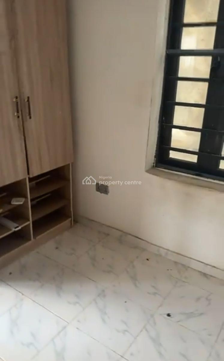 Spacious Room Selfcon Behind Blenco Shoppers Hub { Video}, Lekki Peninsula Garden Estate Behind Blenco Shoppers Hub, Sangotedo, Ajah, Lagos, Self Contain (single Rooms) for Rent