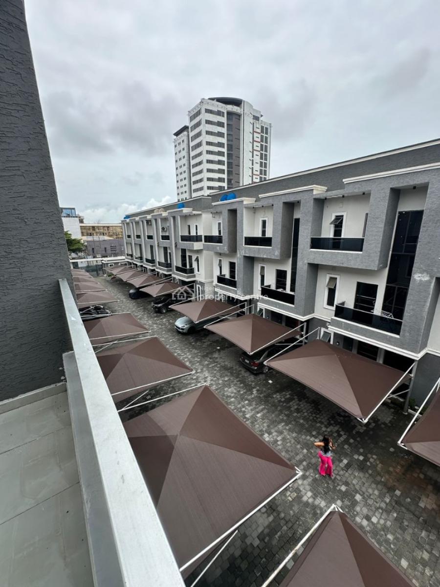 Well-built & Spacious 4-bedroom Terrace with Bq, Victoria Island (vi), Lagos, Terraced Duplex for Sale