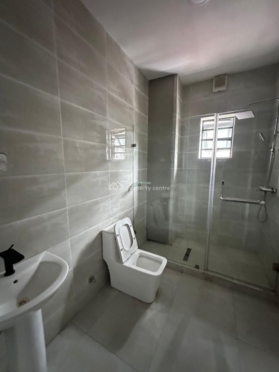 Well-built & Spacious 4-bedroom Terrace with Bq, Victoria Island (vi), Lagos, Terraced Duplex for Sale