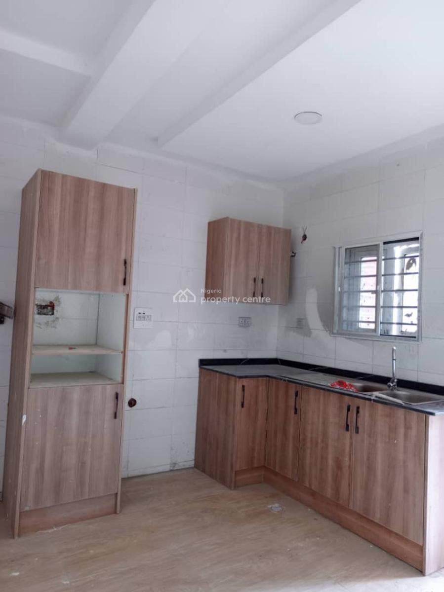Newly Built and Tastefully Finished 2 Bedrooms Flat, Nizamiye Hospital, Karmo, Abuja, Flat / Apartment for Rent