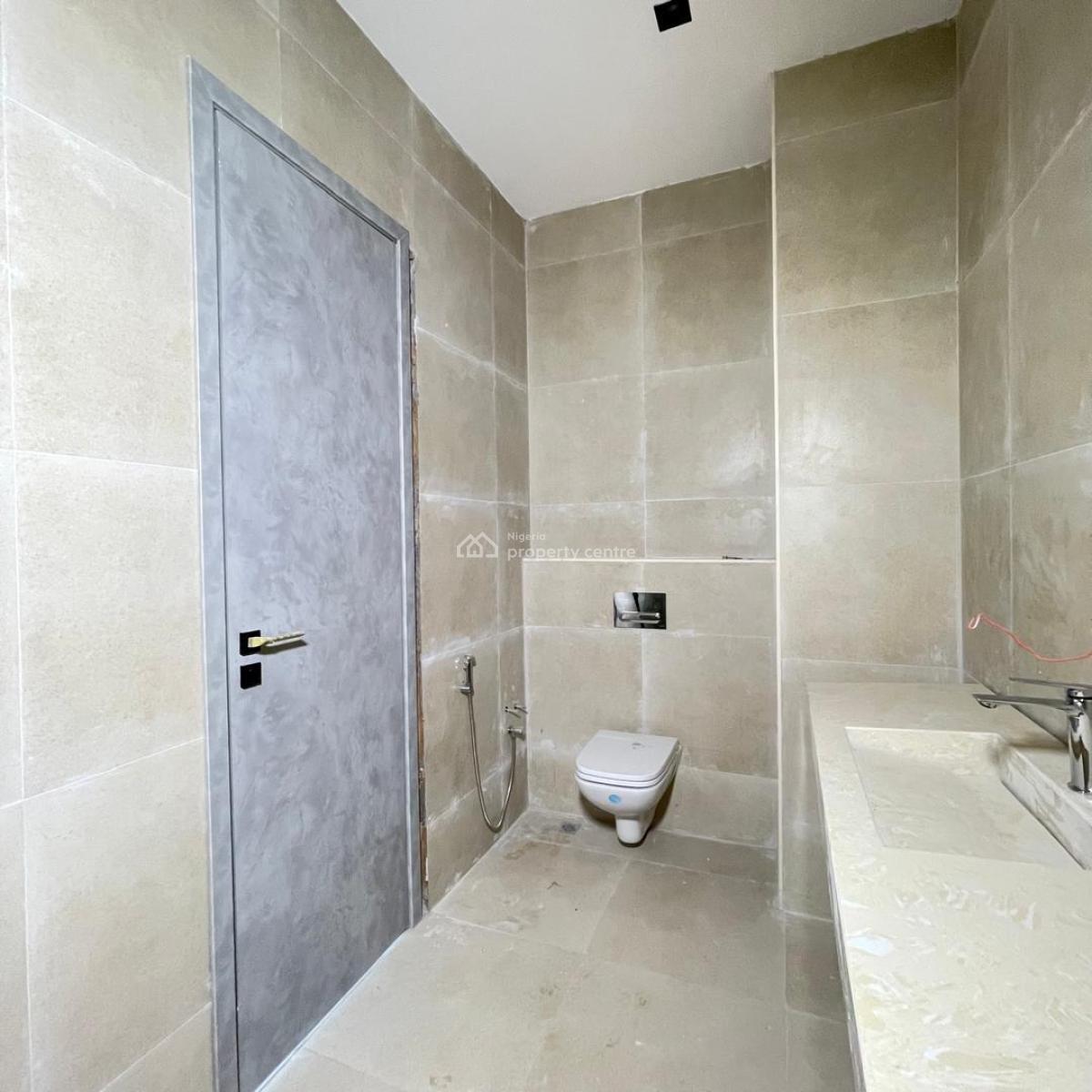 Automated  3 Bedroom Apartment with Elevator, Lekki Phase 1, Lekki, Lagos, Flat / Apartment for Sale