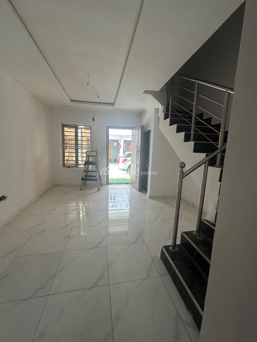 3 Bedrooms Apartment, Ikota, Lekki, Lagos, Flat / Apartment for Rent