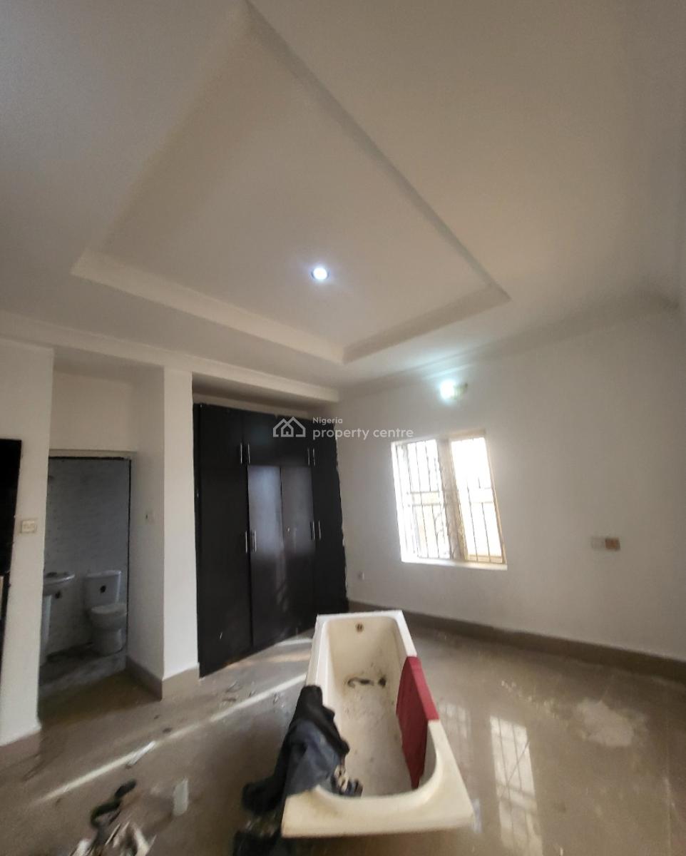 Luxurious Massive 2 Bedroom Flat, By American International School, Durumi, Abuja, Flat / Apartment for Rent
