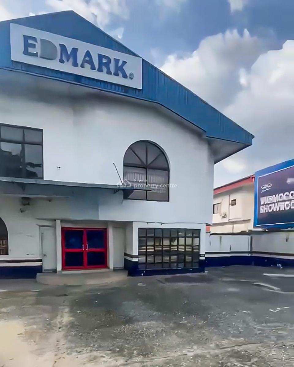 Office Space with Large 5 Bedroom Duplex & 2 Rooms Bq, Olu Obasanjo, Port Harcourt, Rivers, Office Space for Rent