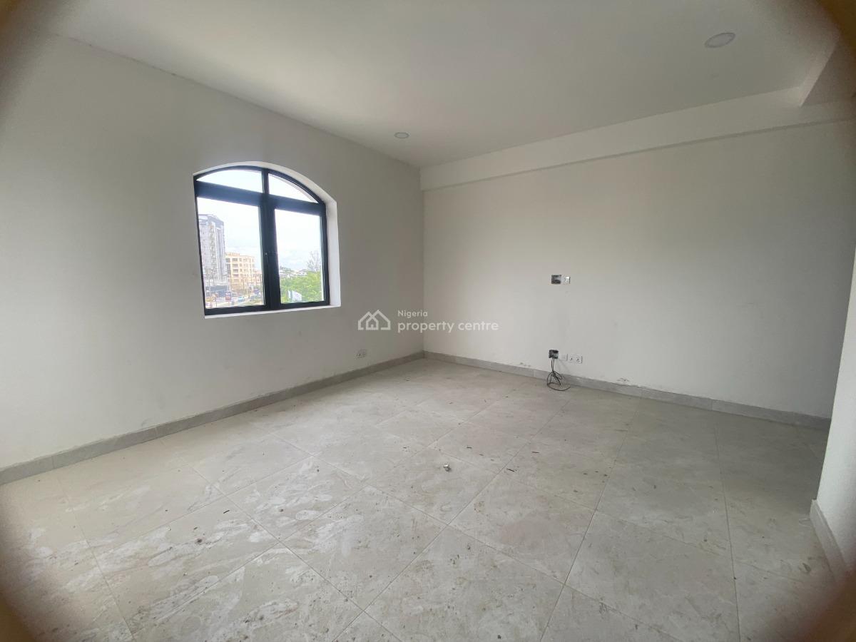 Luxury 2-bedroom Apartment with Bq., Lekki Phase 1, Lekki, Lagos, Flat / Apartment for Rent