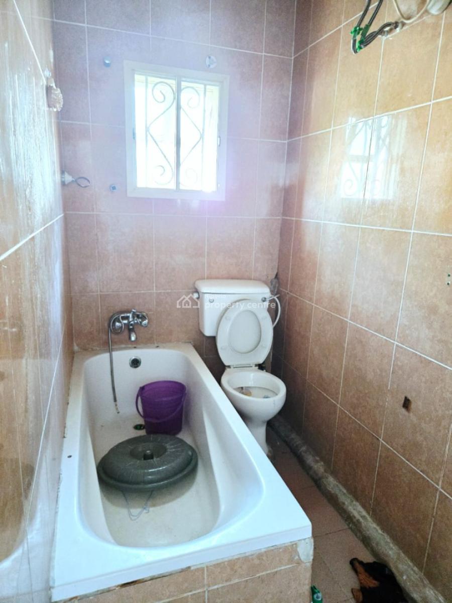 Commercial 5 Bedrooms Semi Detached Duplex, Lekki Phase 1, Lekki, Lagos, Office Space for Rent