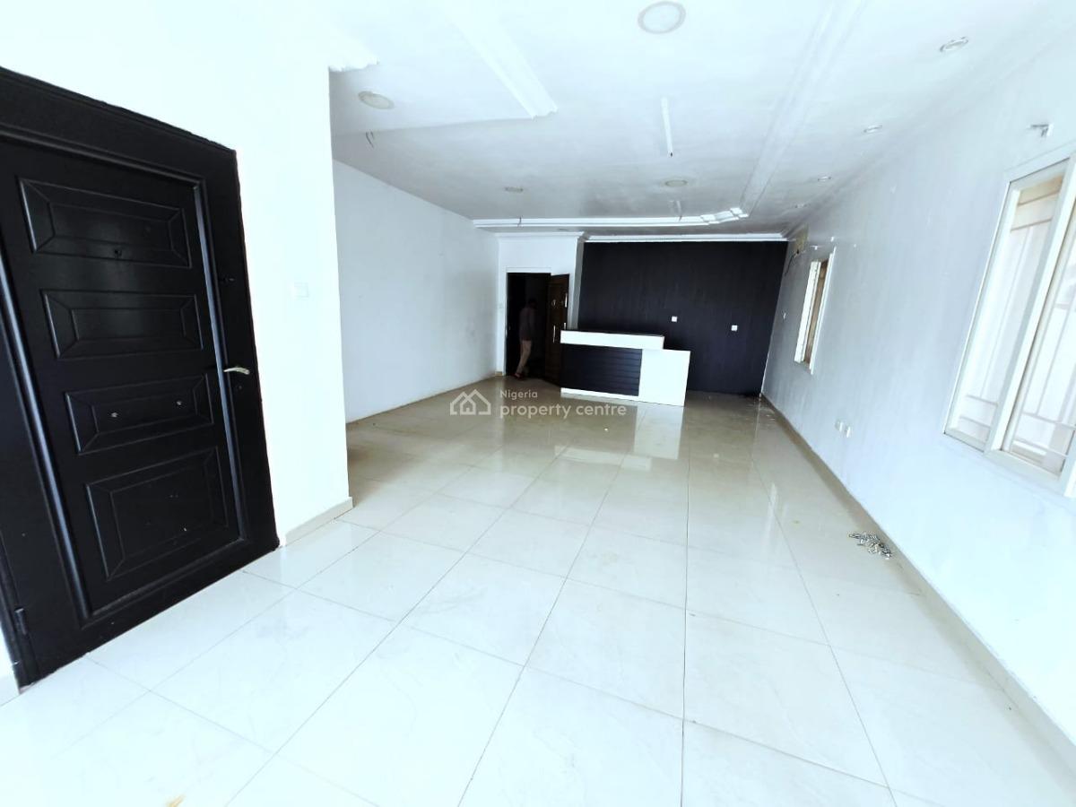 Lovely 2 Rooms Shop Space, Lekki Phase 1, Lekki, Lagos, Shop for Rent