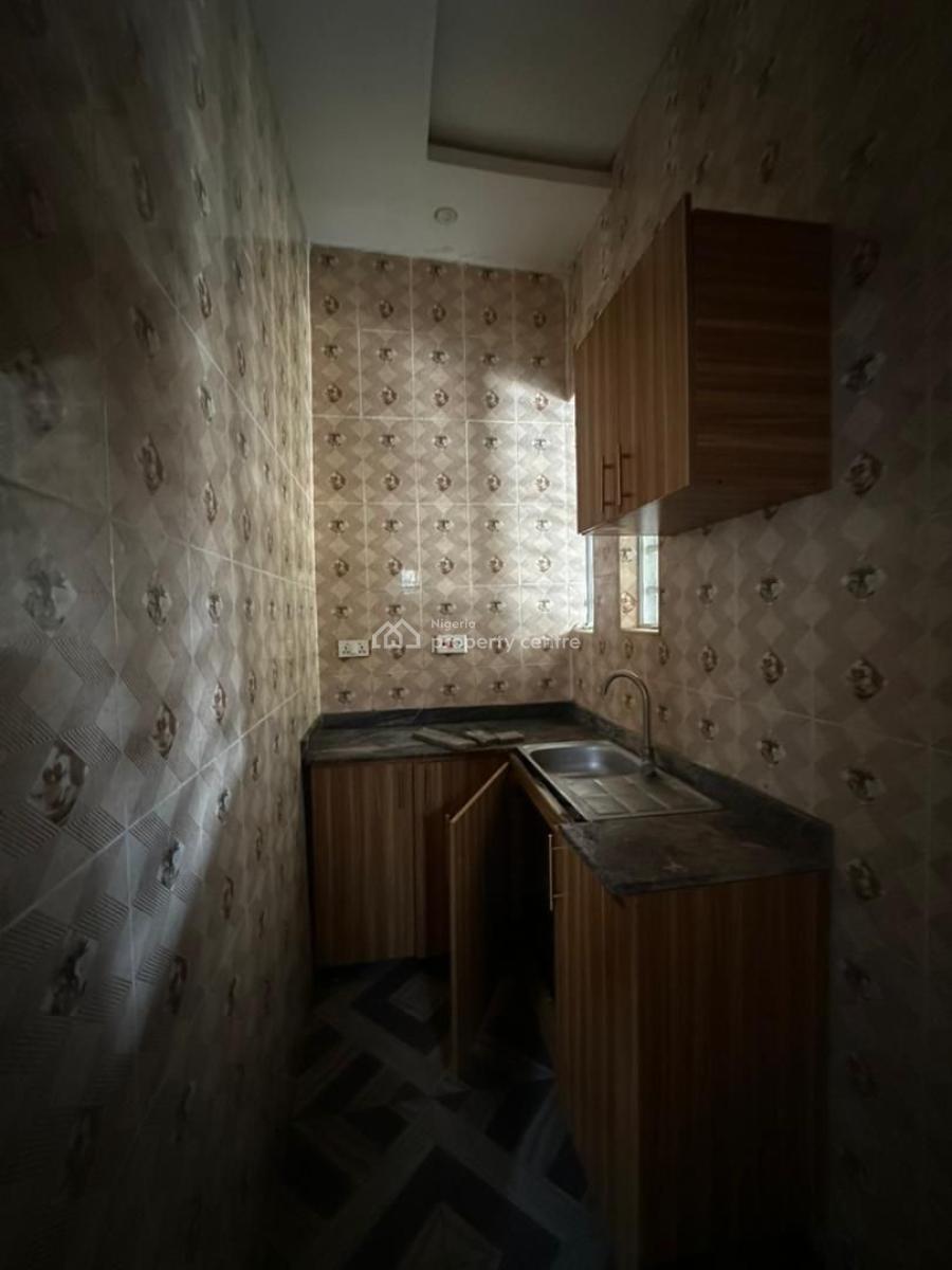 1 Bedroom Apartment, Ologolo, Lekki, Lagos, Flat / Apartment for Rent