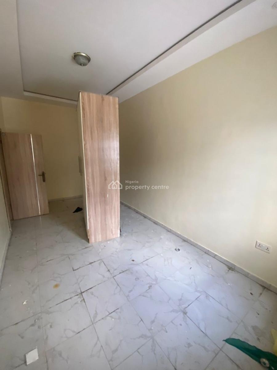 Neat 2 Bedroom Flat, Sangotedo, Ajah, Lagos, Flat / Apartment for Rent