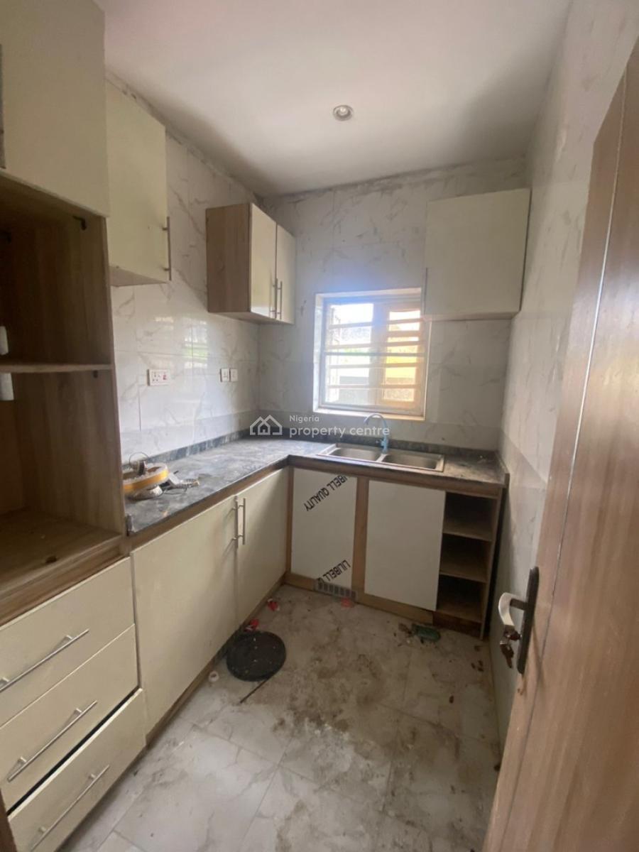 Neat 2 Bedroom Flat, Sangotedo, Ajah, Lagos, Flat / Apartment for Rent