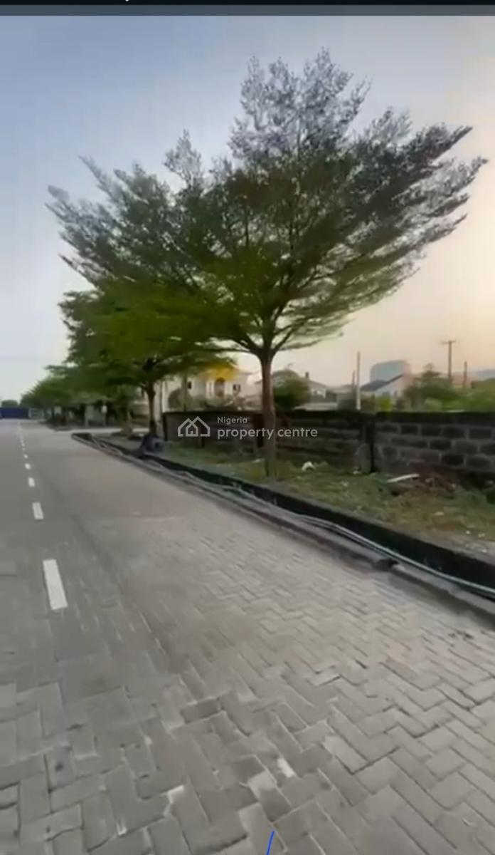 Cornerpiece Land 1200sqm., U3 Estate, Lekki., Lekki Phase 1, Lekki, Lagos, Commercial Land for Sale