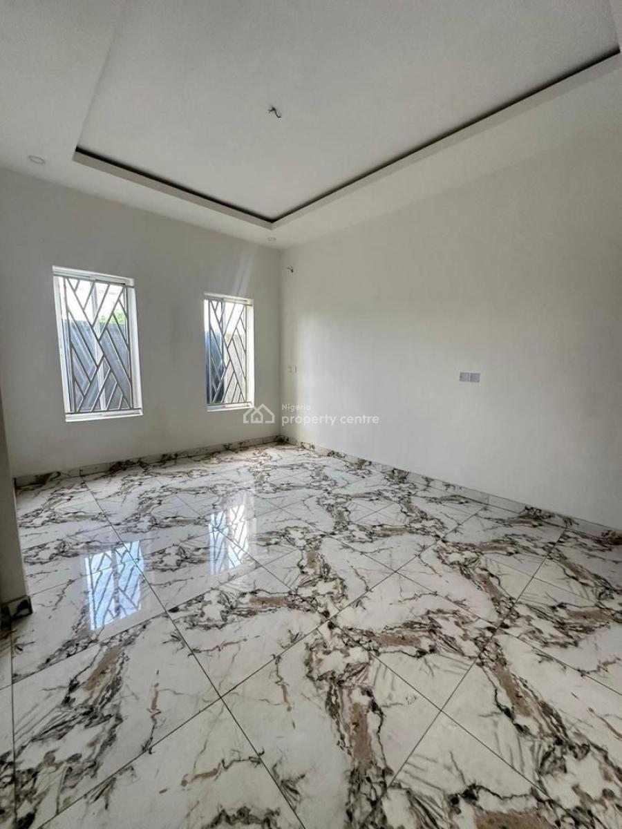 2 Bedroom Apartment with Bq, Ikota, Lekki, Lagos, Flat / Apartment for Sale