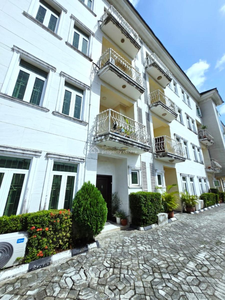 Spacious  4 Bedroom Terraced with Bq, Parkview, Ikoyi, Lagos, Terraced Duplex for Rent