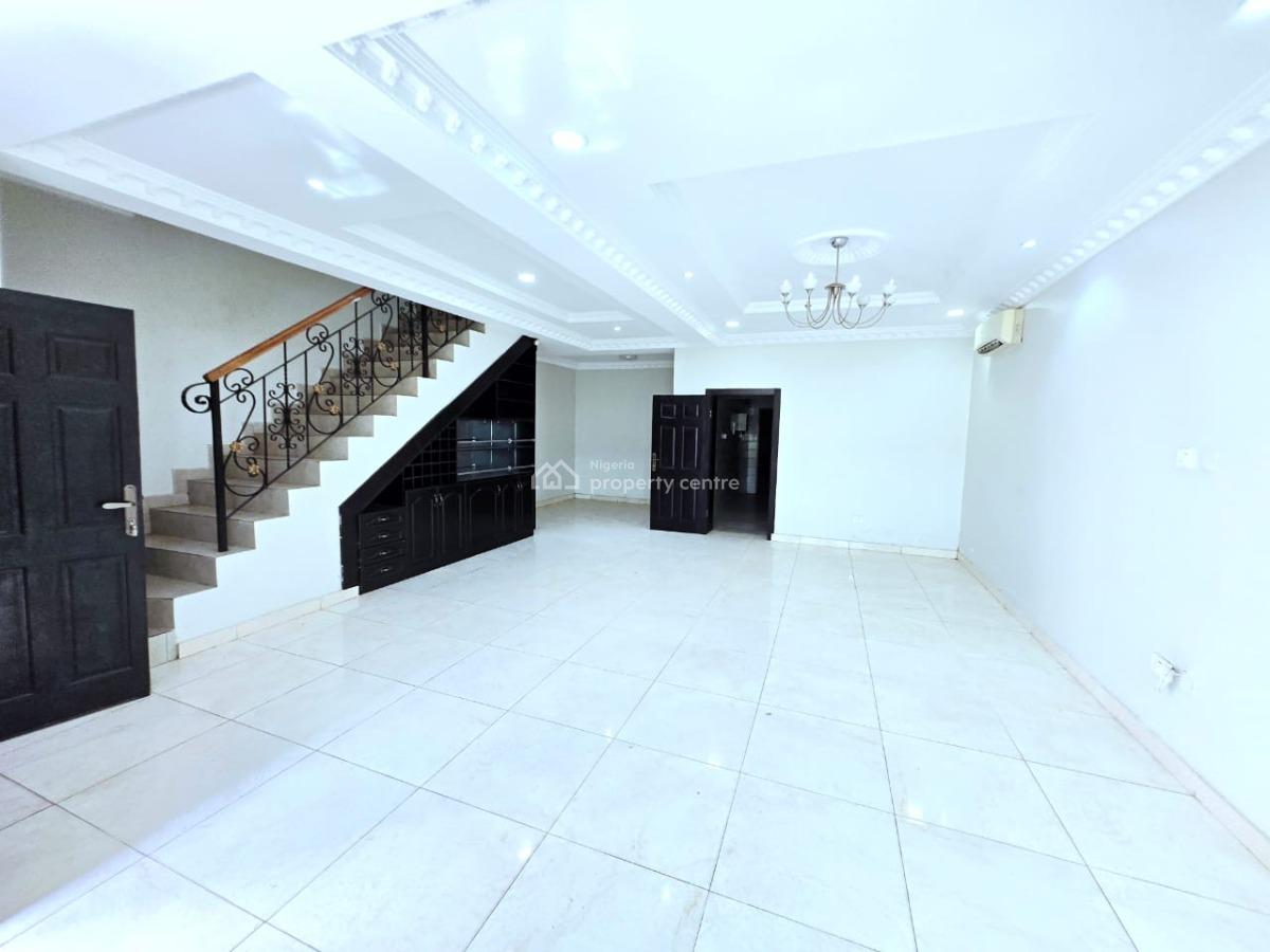 Spacious  4 Bedroom Terraced with Bq, Parkview, Ikoyi, Lagos, Terraced Duplex for Rent