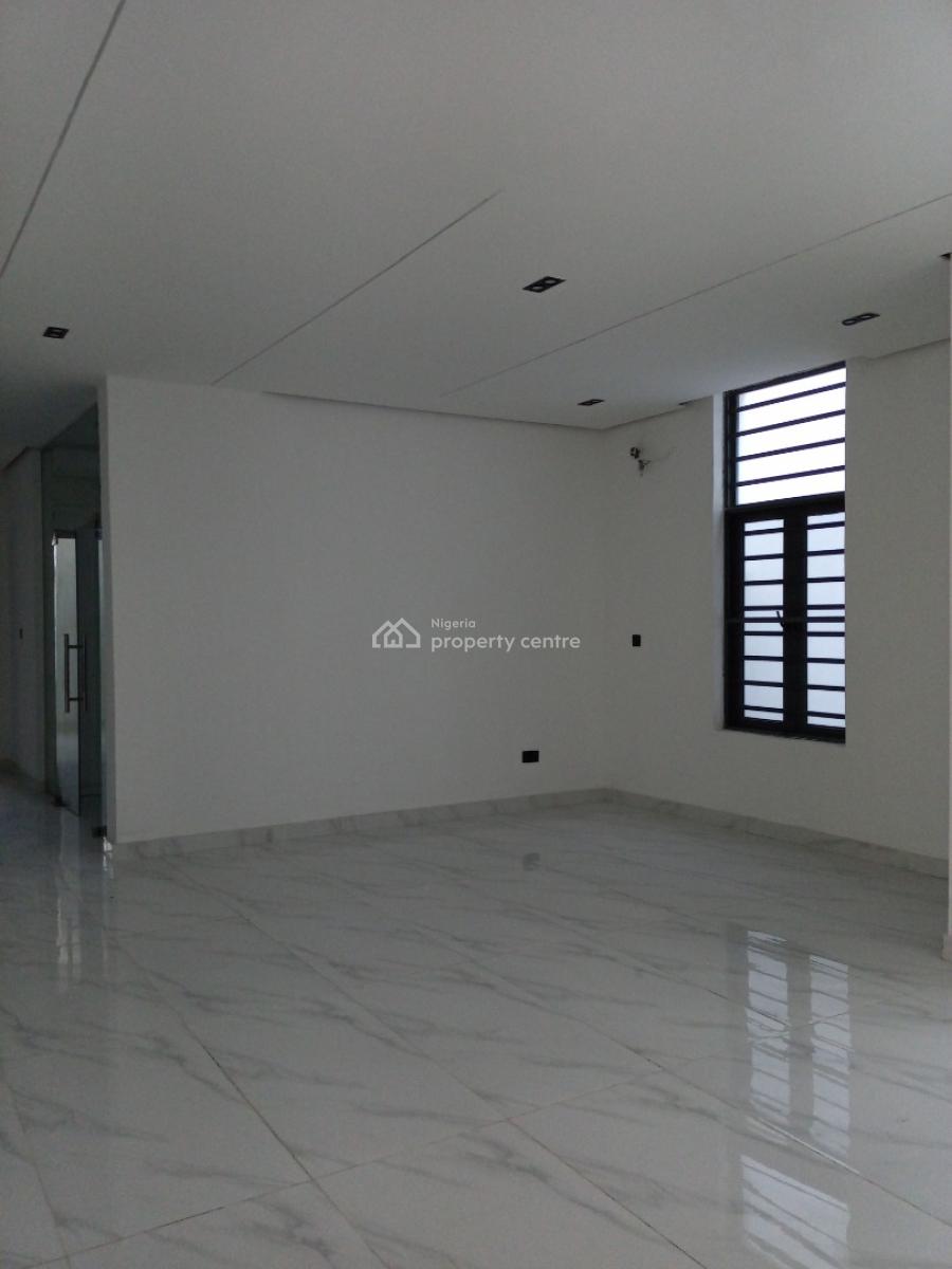 Lovely 1 Bedroom Apartment with Cool Scenery, Ologolo, Ologolo, Lekki, Lagos, Flat / Apartment for Sale