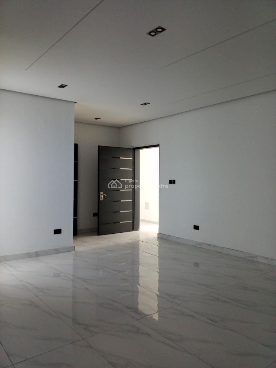 Lovely 1 Bedroom Apartment with Cool Scenery, Ologolo, Ologolo, Lekki, Lagos, Flat / Apartment for Sale