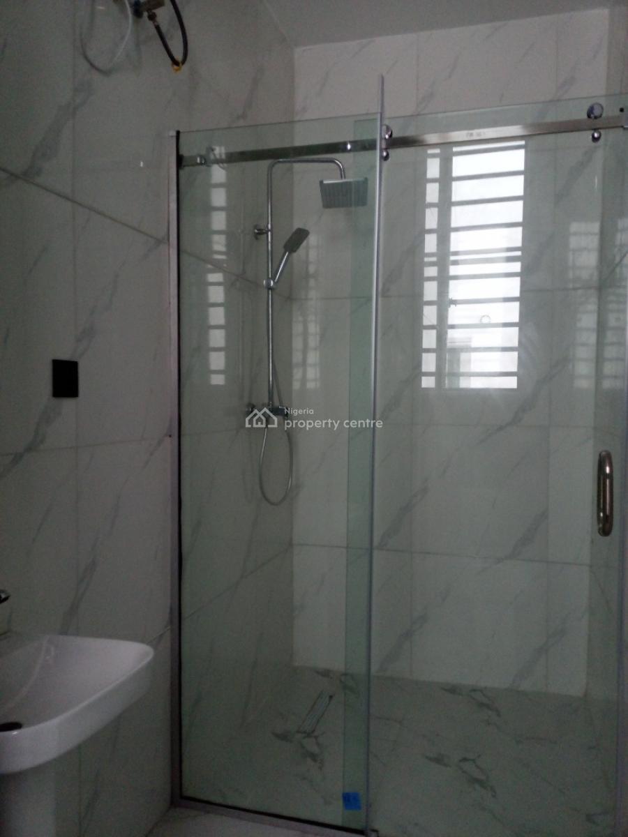 Lovely 1 Bedroom Apartment with Cool Scenery, Ologolo, Ologolo, Lekki, Lagos, Flat / Apartment for Sale
