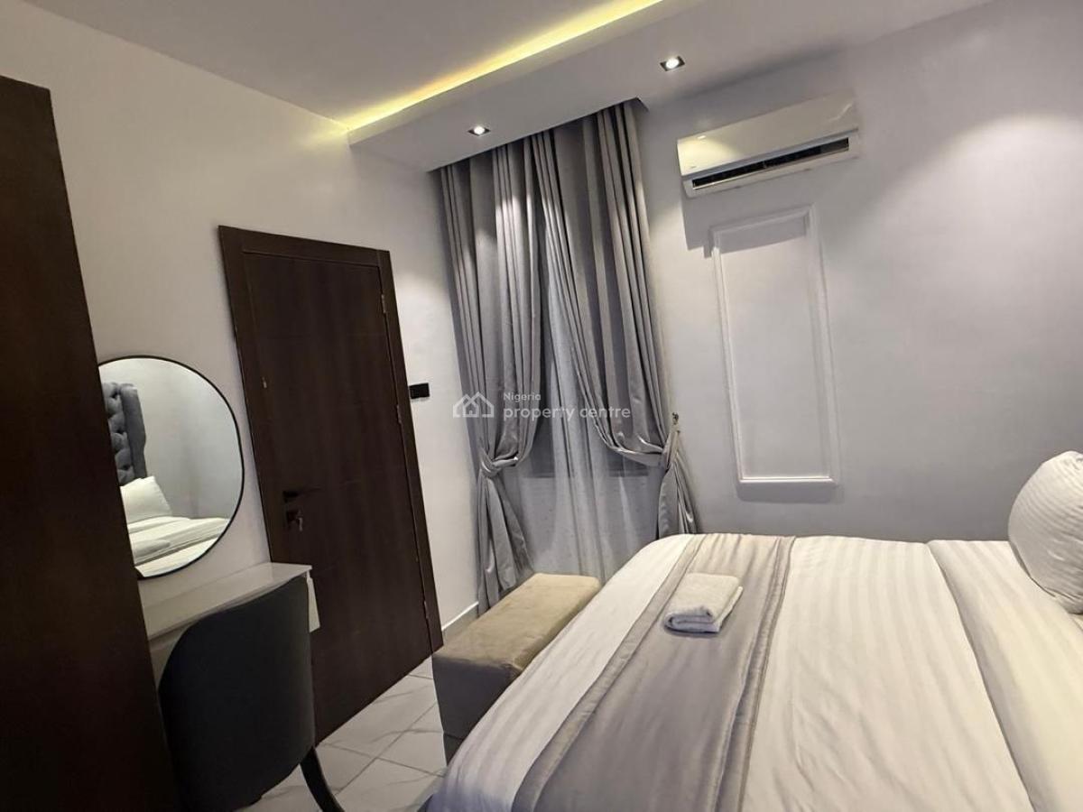 Furnished 3 Bedroom Apartment, Lekki Phase 1, Lekki, Lagos, Flat / Apartment for Rent