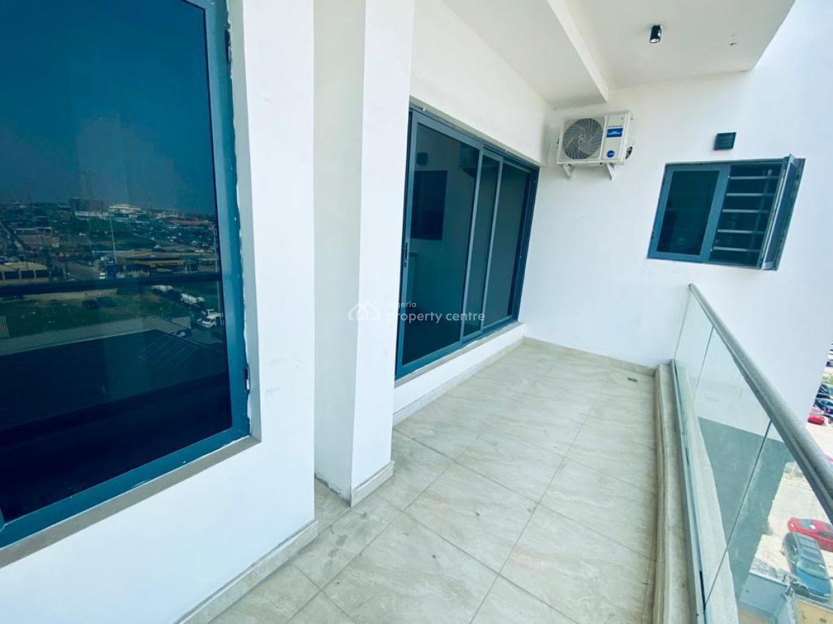3 Bedroom Newly Built Flat, with Bq, Swimming Pool, Elevator and Gym, Lekki Phase 1, Lekki, Lagos, Flat / Apartment for Rent