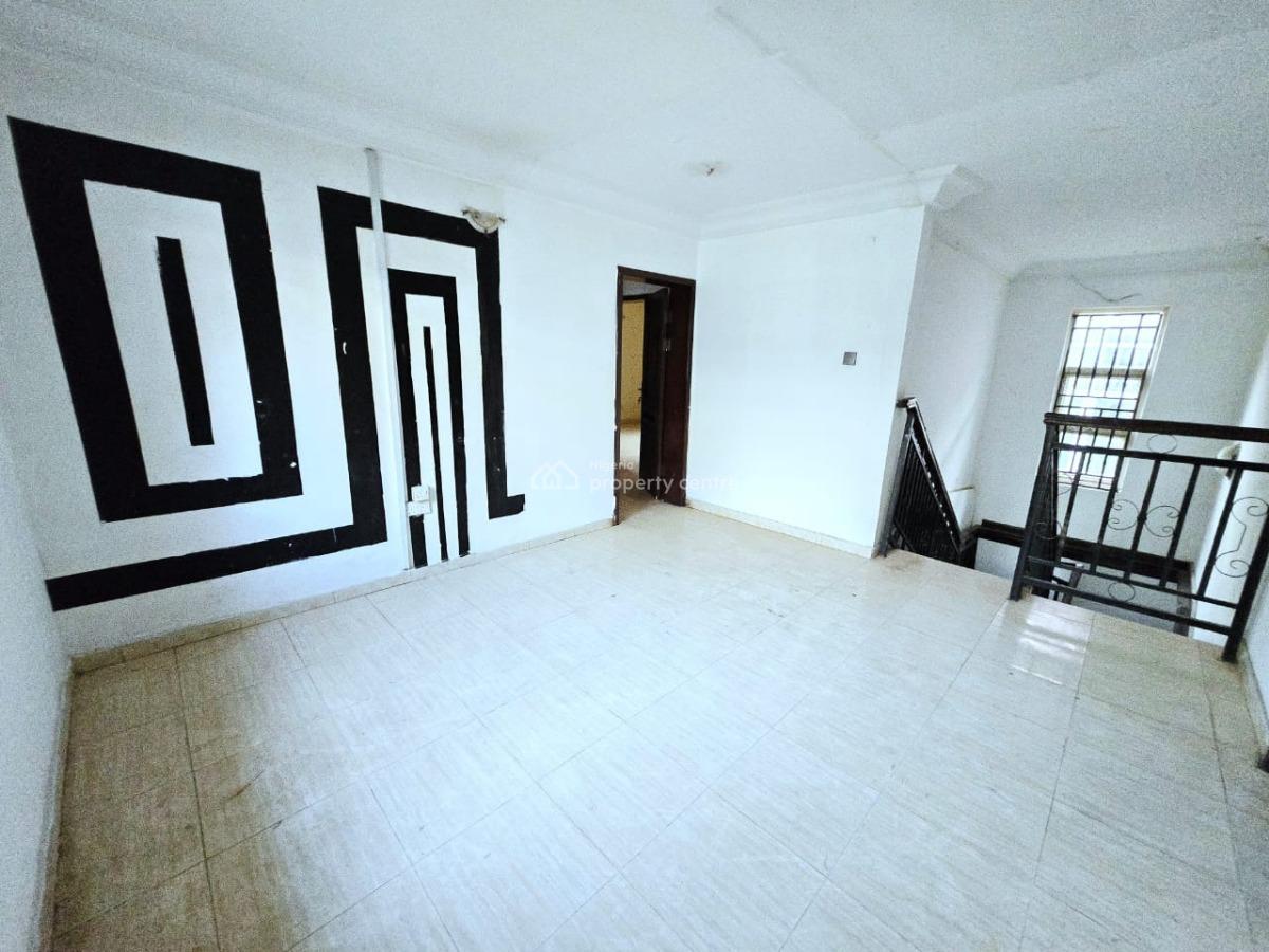 Commercial 5 Bedroom Detached House with 2 Rooms Staff Quarter, Lekki Phase 1, Lekki, Lagos, Office Space for Rent
