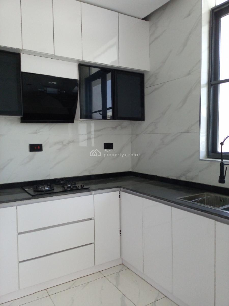 Beautiful 2 Bedroom Apartment with Nice View, Ologolo, Lekki, Lagos, Flat / Apartment for Sale