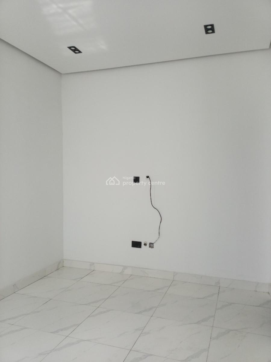 Beautiful 2 Bedroom Apartment with Nice View, Ologolo, Lekki, Lagos, Flat / Apartment for Sale