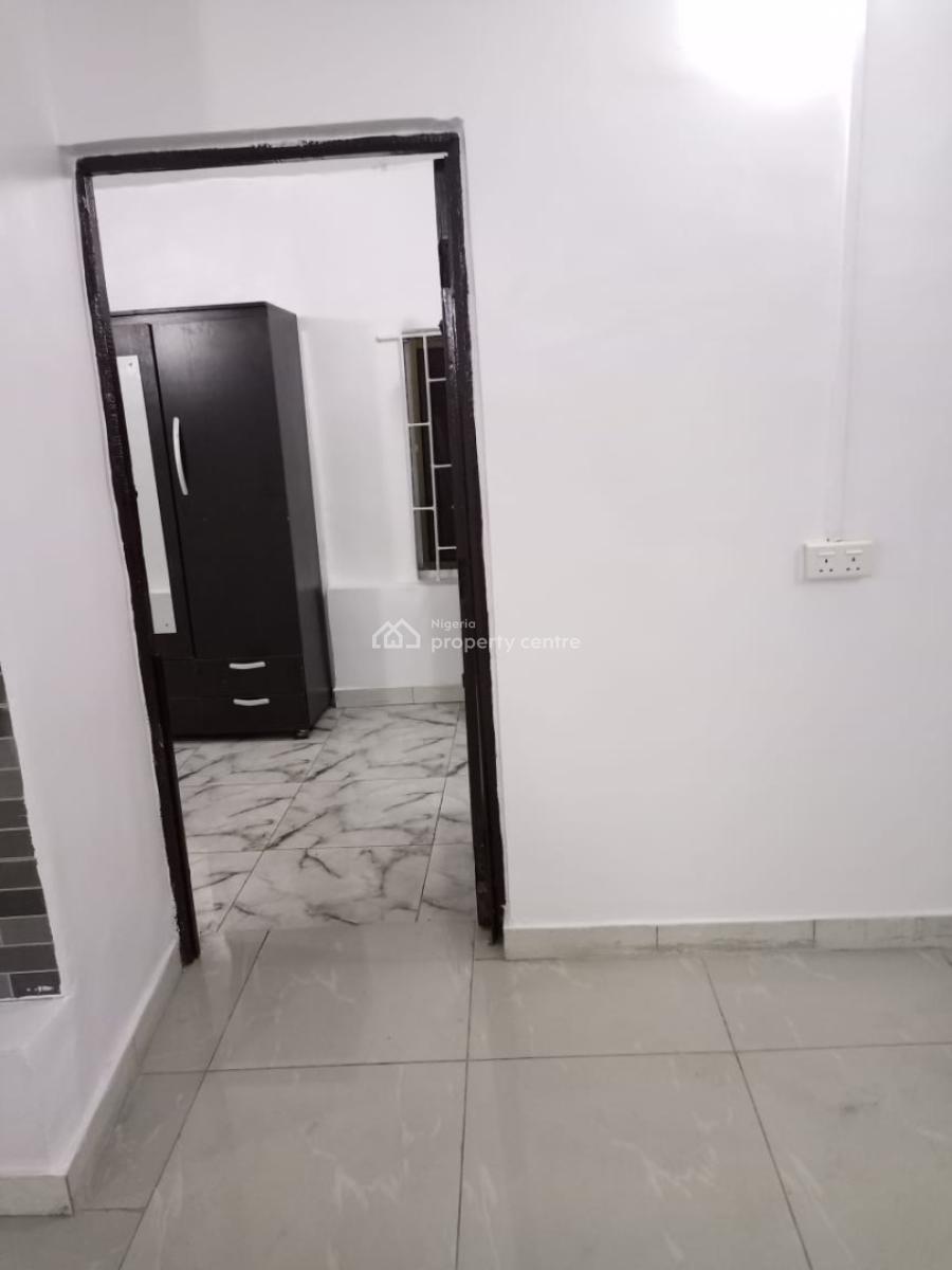 Very Clean 2 Bedroom Apartment, Osapa London, Osapa, Lekki, Lagos, Flat / Apartment for Rent