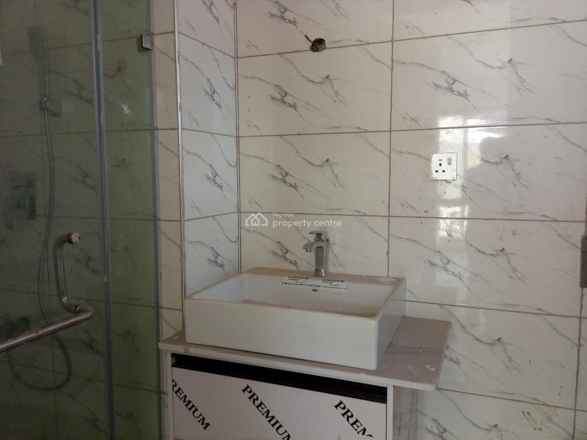 Luxury 2 Bedroom Apartment, Ologolo, Ologolo, Lekki, Lagos, Flat / Apartment for Sale