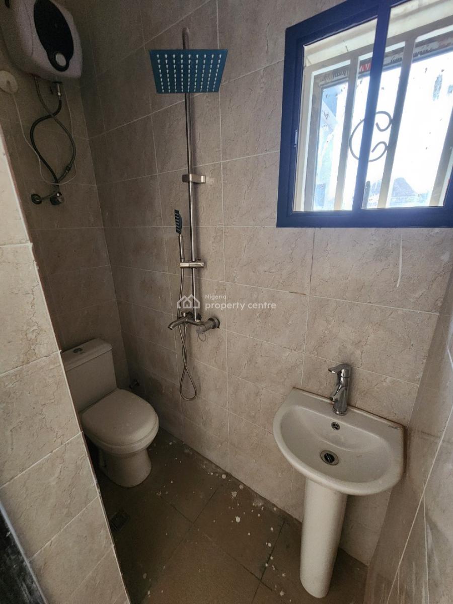 Luxury One Bedroom Block of Flat, News Engineering Dawaki, Dawaki, Gwarinpa, Abuja, Flat / Apartment for Rent