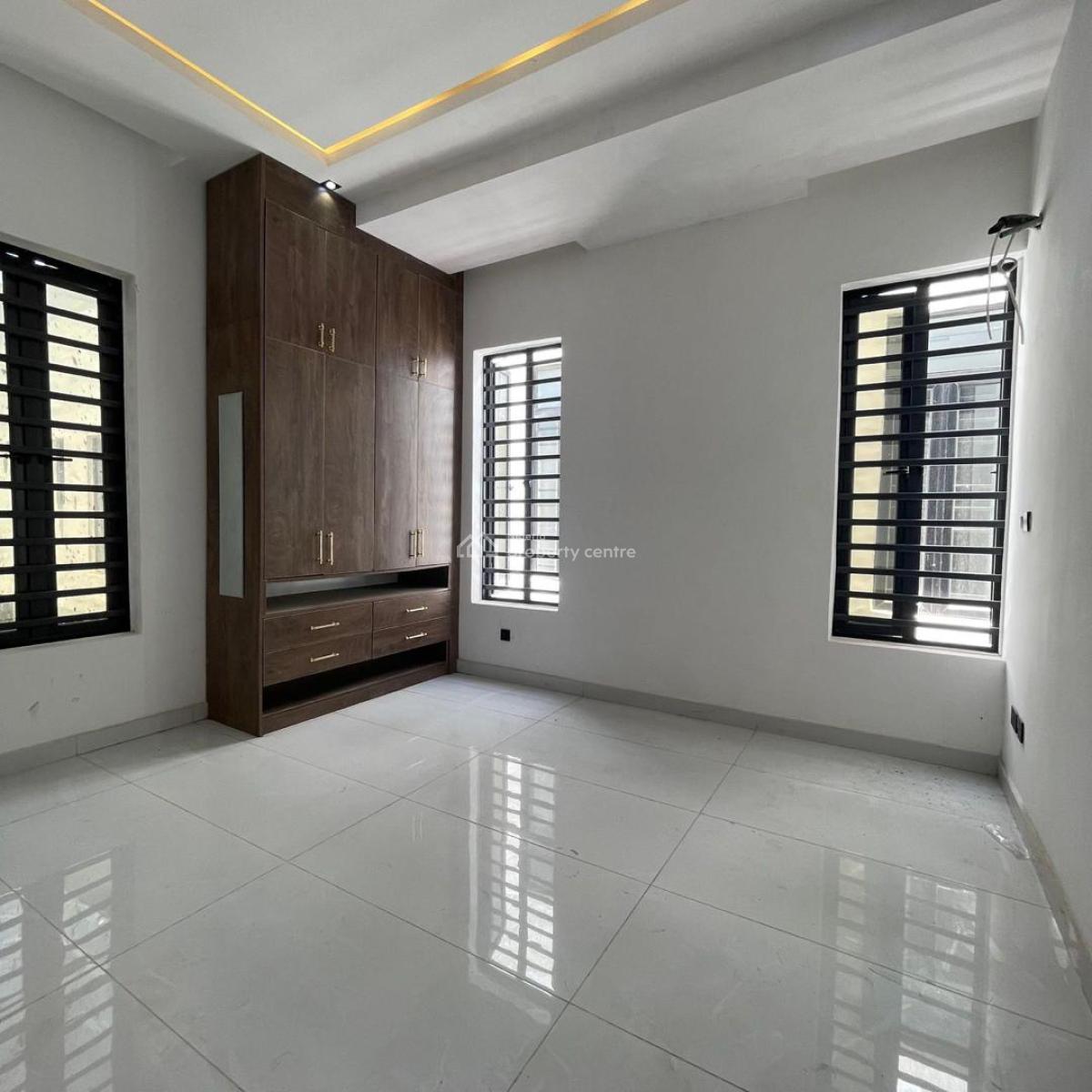 Contemporary  5  Bedroom Fully  Detached Duplex with Bq, Pool, & Gym, Lekki County, Lekki, Lagos, Detached Duplex for Sale