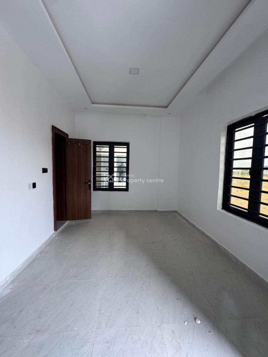 Cosy 2 Bedroom Apartment, Lekki Phase 2, Lekki, Lagos, Flat / Apartment for Sale