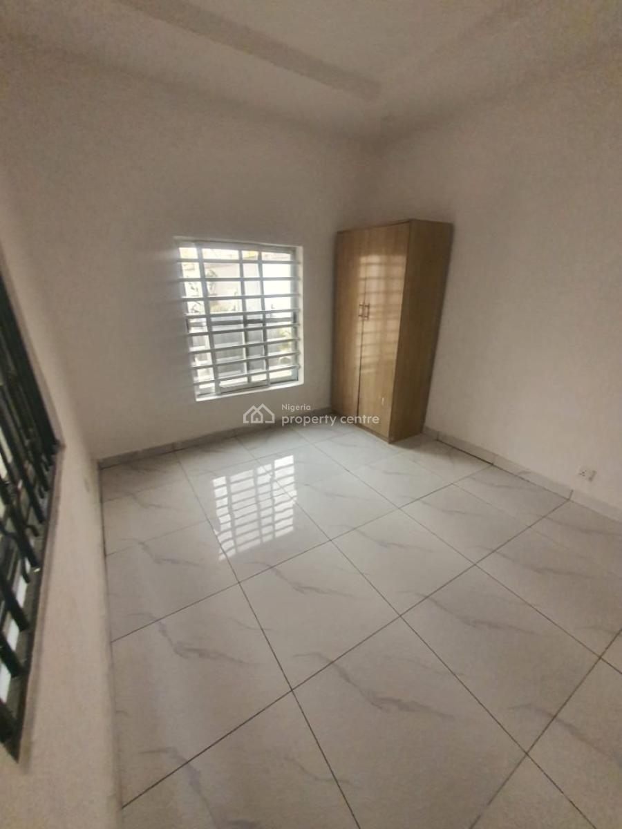 Self-serviced 2 Bedroom Flat Up & Downstairs with Private Personal Kitc, Lekkk Conservation Center, Chevron Toll Gate* *(not an Estate), Lekki, Lagos, Flat / Apartment for Rent