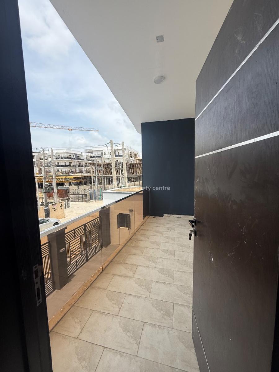 Brand New 4 Bedroom Flat for Distress, Freedom Way, Lekki Phase 1, Lekki, Lagos, Block of Flats for Sale